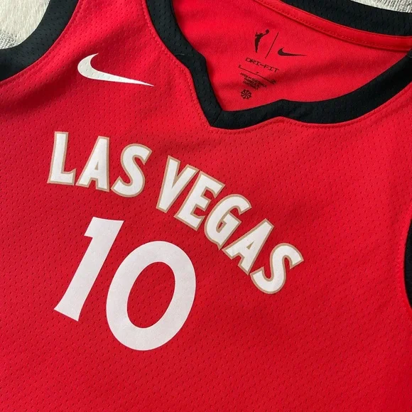 Nike Kelsey Plum #10 LV Aces Jersey 🏀 - Picture 2 of 7
